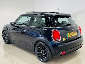 Used MINI Hatch 2023 for sale - 78543924: Photo
