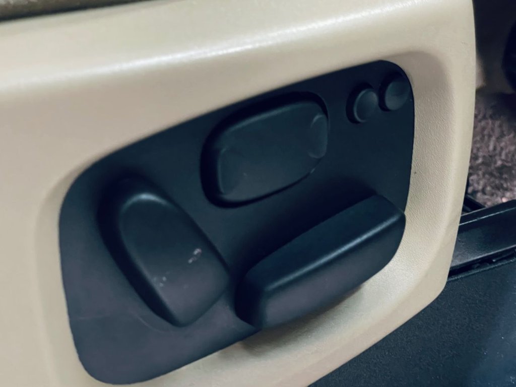 Used Land Rover Discovery 2016 for sale - 78036495: Photo 26