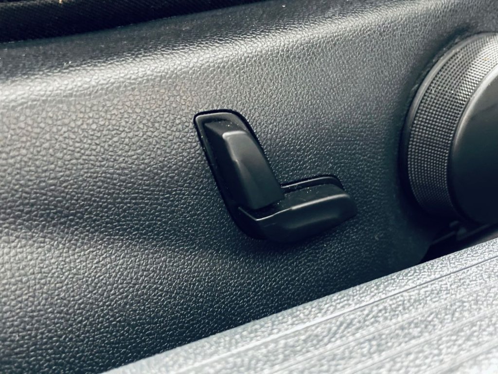 Used Mercedes-Benz E Class 2016 for sale - 76703730: Photo 16