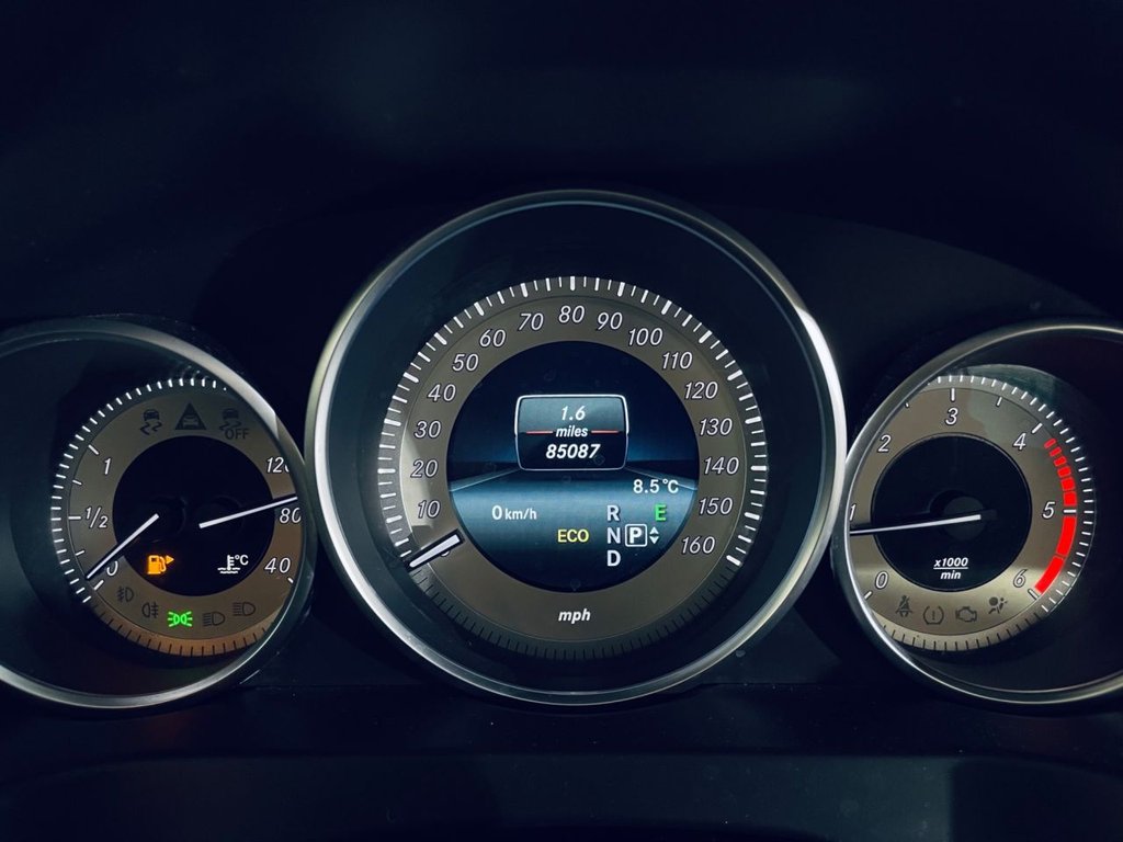 Used Mercedes-Benz E Class 2016 for sale - 76703730: Photo 19