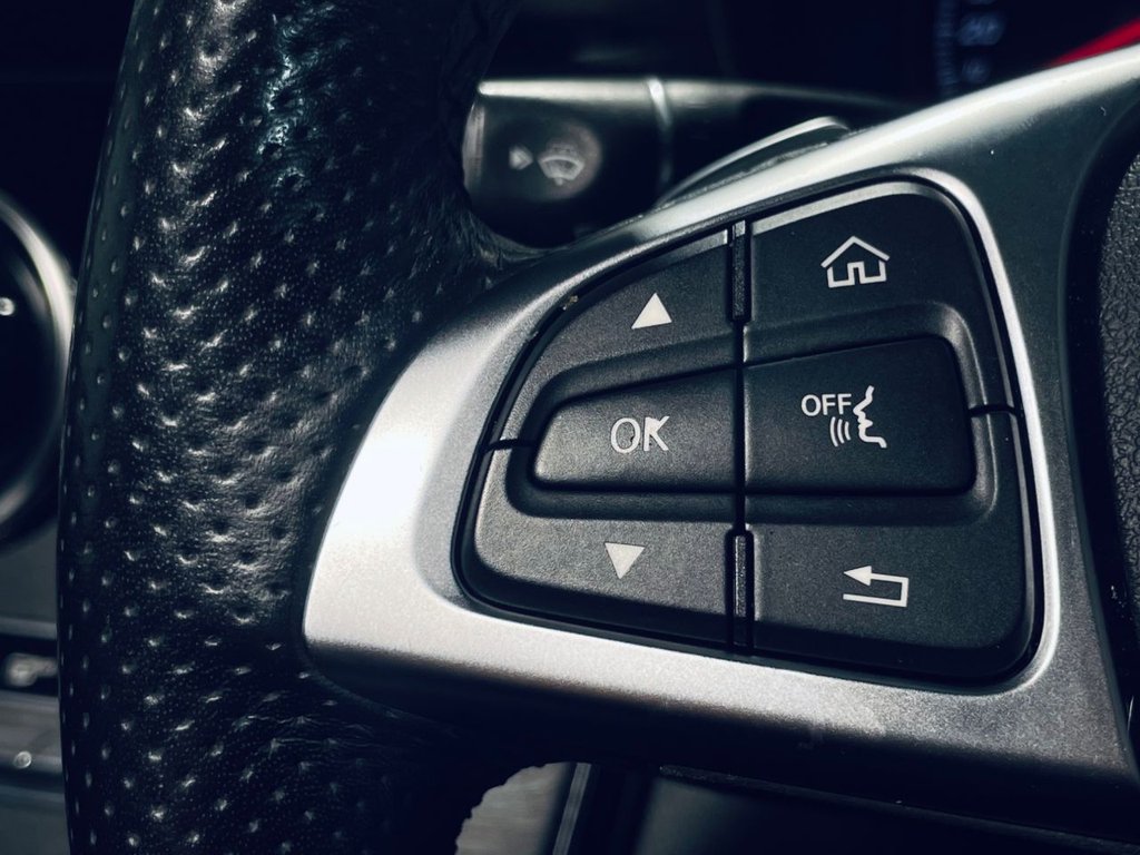 Used Mercedes-Benz GLC 2017 for sale - 77049100: Photo 13