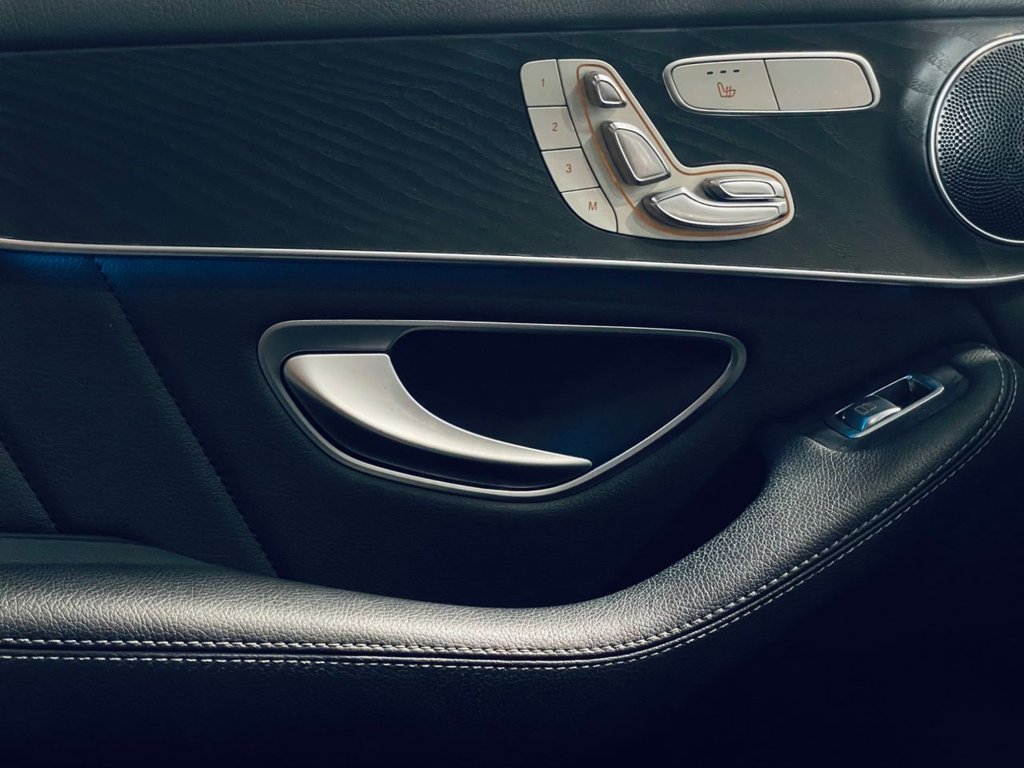 Used Mercedes-Benz GLC 2017 for sale - 77049100: Photo 21