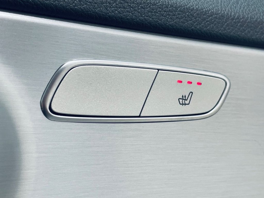 Used Mercedes-Benz C Class 2015 for sale - 77835418: Photo 12