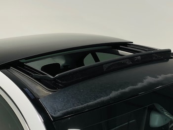 Used Mercedes-Benz C Class 2015 for sale - 77835418: Photo