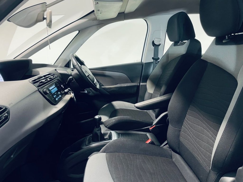 Used Citroen C4 Picasso 2014 for sale - 77551650: Photo 4