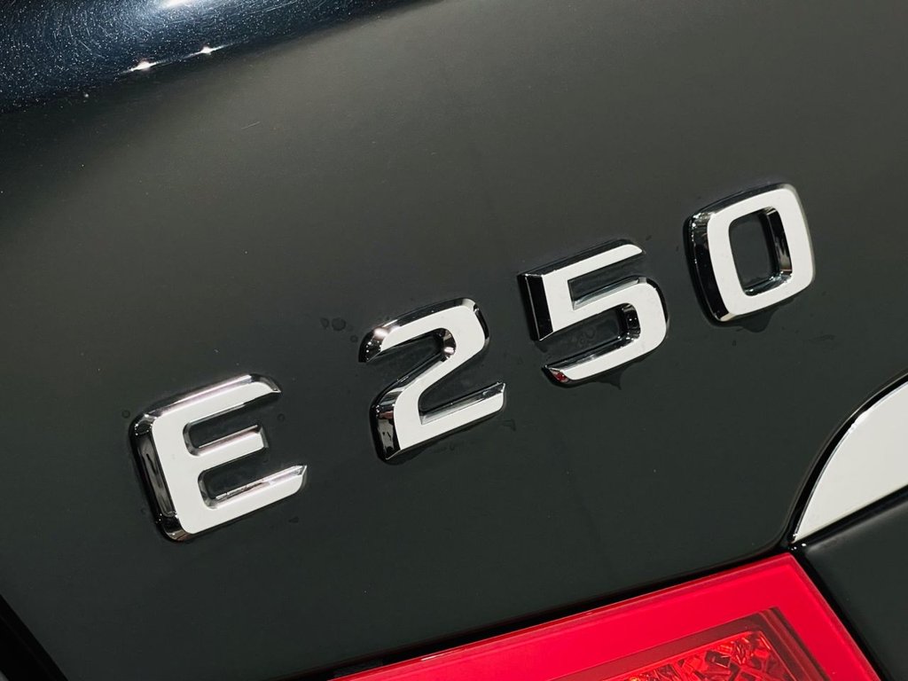 Used Mercedes-Benz E Class 2010 for sale - 76768624: Photo 31