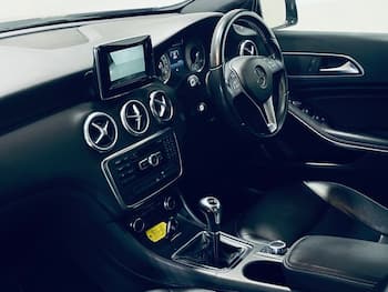 Used Mercedes-Benz A-Class 2015 for sale - 79694887: Photo