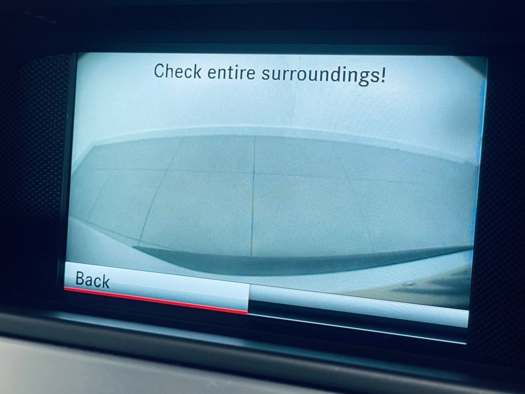 Used Mercedes-Benz C Class 2014 for sale - 76703729: Photo 11