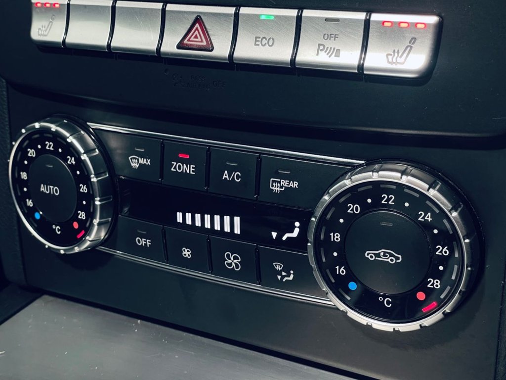 Used Mercedes-Benz C Class 2014 for sale - 76703729: Photo 16