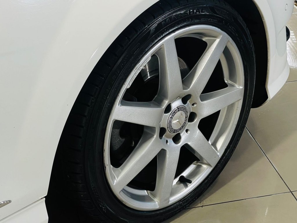 Used Mercedes-Benz C Class 2014 for sale - 76703729: Photo 23