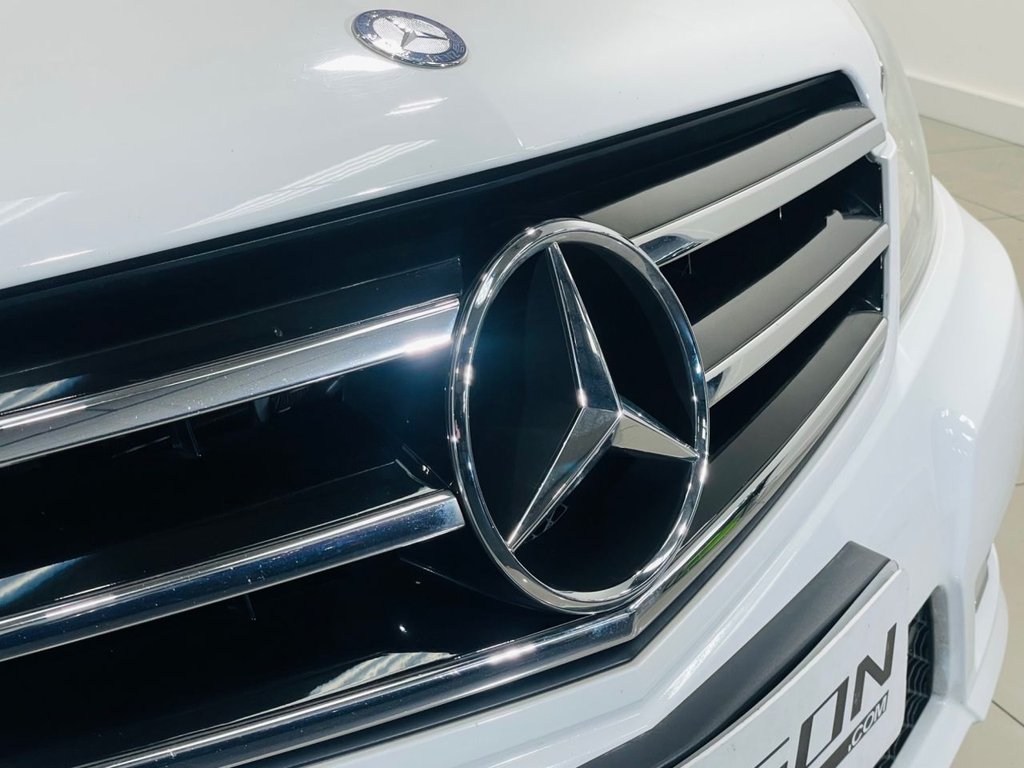 Used Mercedes-Benz C Class 2014 for sale - 76703729: Photo 28