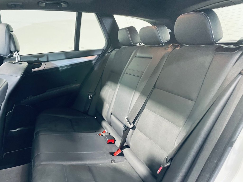 Used Mercedes-Benz C Class 2014 for sale - 76703729: Photo 6