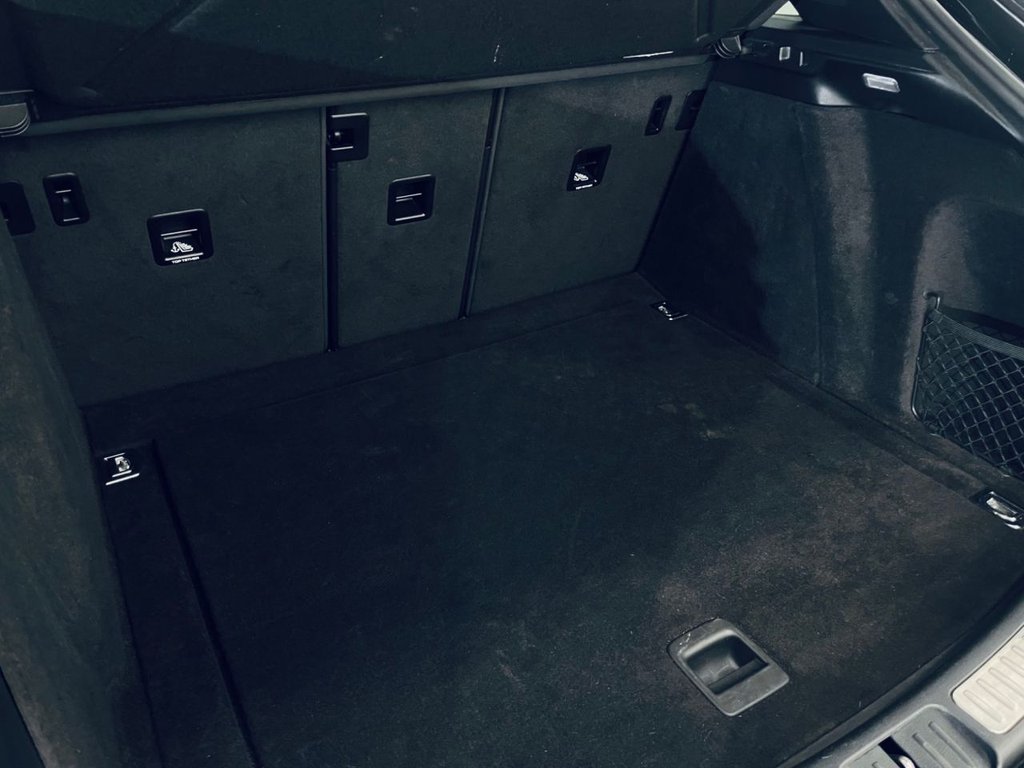 Used Porsche Macan 2018 for sale - 77627387: Photo 27