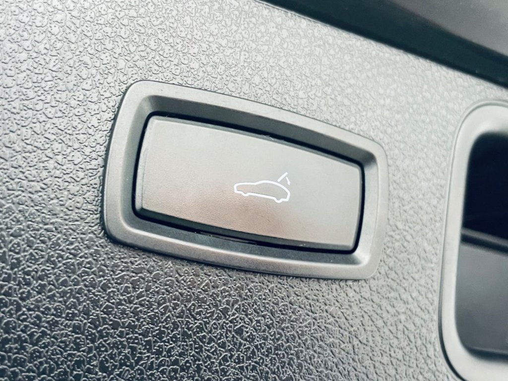 Used Porsche Macan 2018 for sale - 77627387: Photo 28