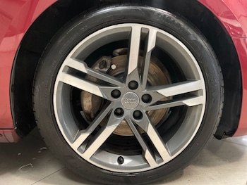 Used Audi A4 2017 for sale - 75798783: Photo