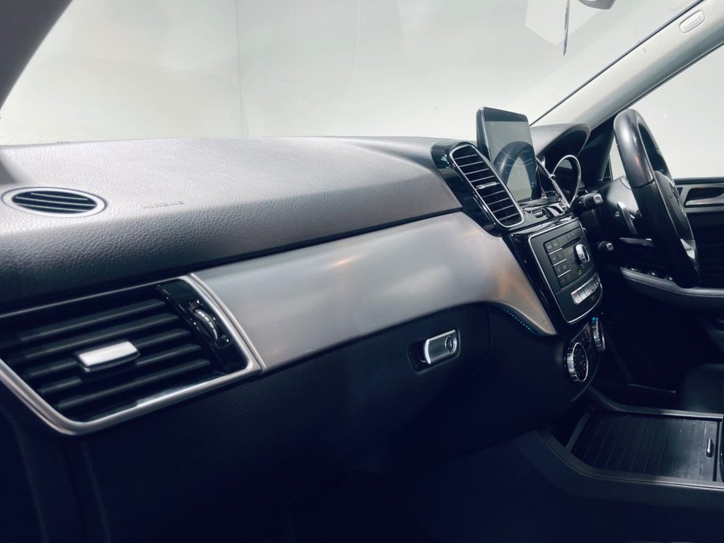 Used Mercedes-Benz GLE 2017 for sale - 77048827: Photo 5