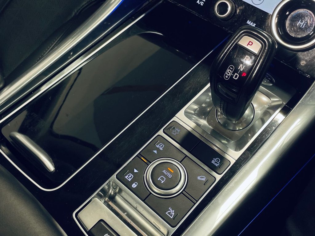 Used Land Rover Range Rover Sport 2018 for sale - 78036397: Photo 33