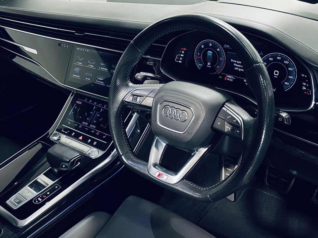 Used Audi Q8 2019 for sale - 77780299: Photo 30