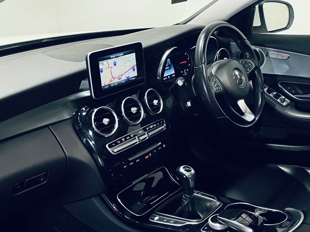 Used Mercedes-Benz C Class 2015 for sale - 77693323: Photo 6
