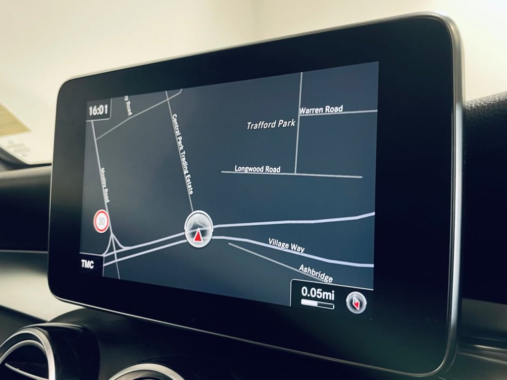 Used Mercedes-Benz GLC 2018 for sale - 77048707: Photo 14