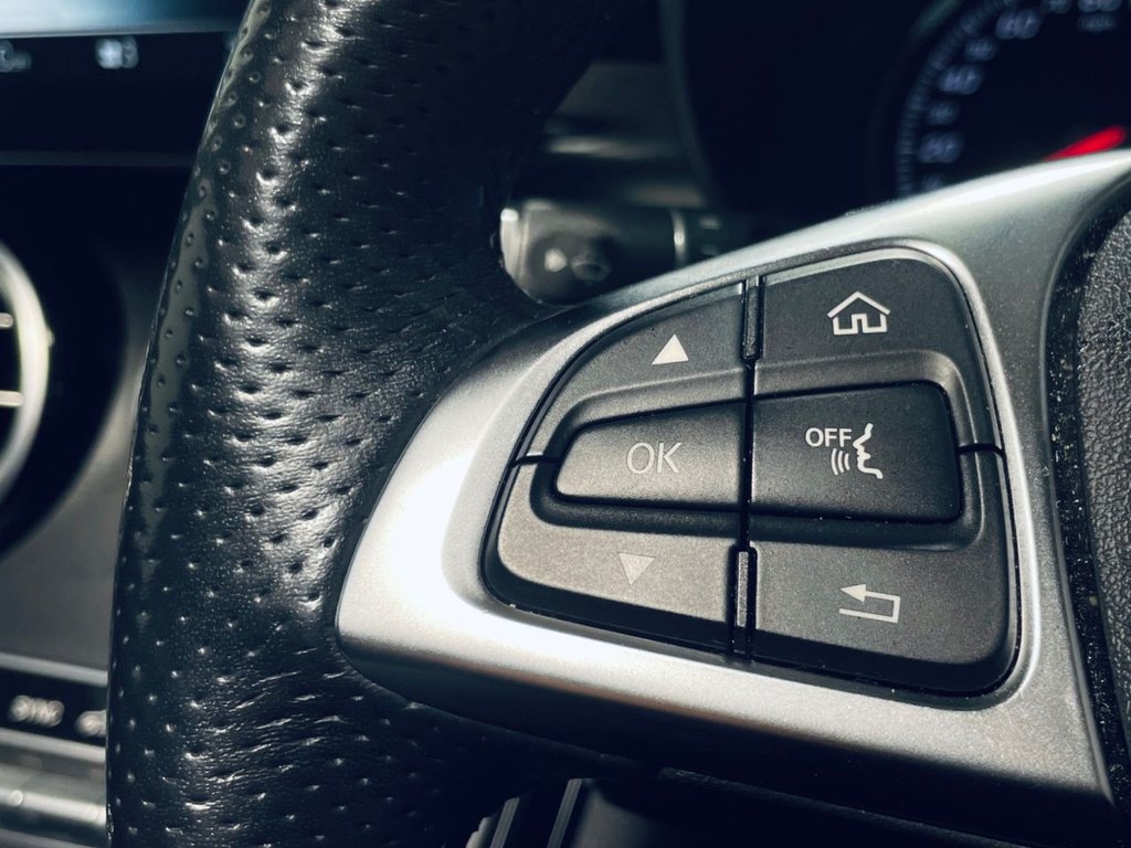 Used Mercedes-Benz GLC 2018 for sale - 77048707: Photo 16