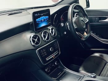 Used Mercedes-Benz GLA 2020 for sale - 79695084: Photo
