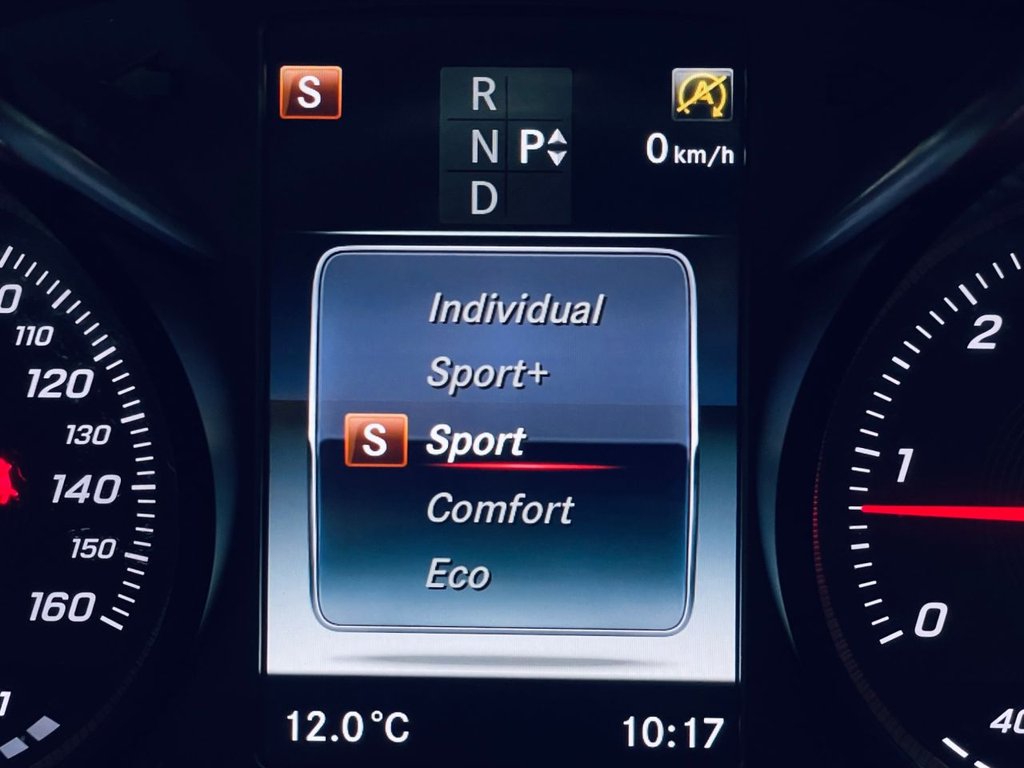 Used Mercedes-Benz C Class 2015 for sale - 77952463: Photo 15