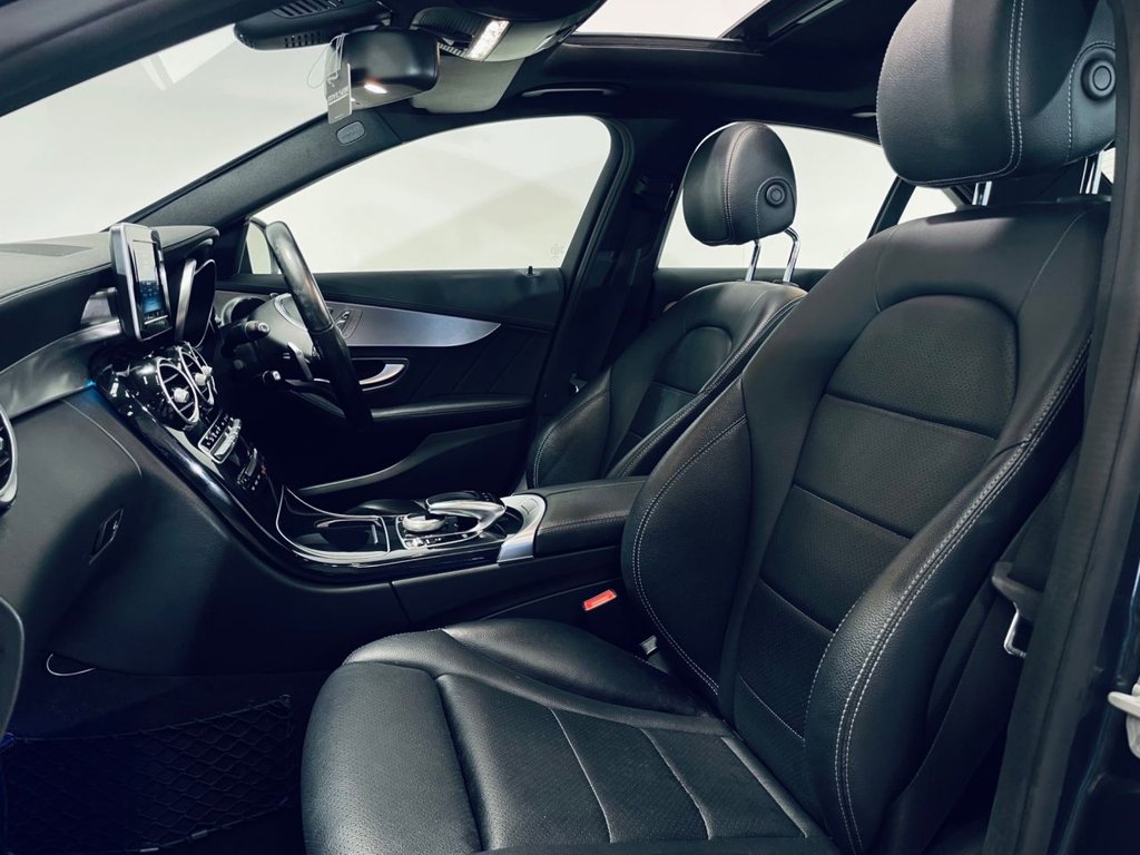 Used Mercedes-Benz C Class 2015 for sale - 77952463: Photo 4