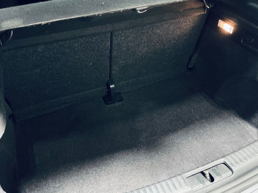 Used Volkswagen Scirocco 2017 for sale - 77145718: Photo 19