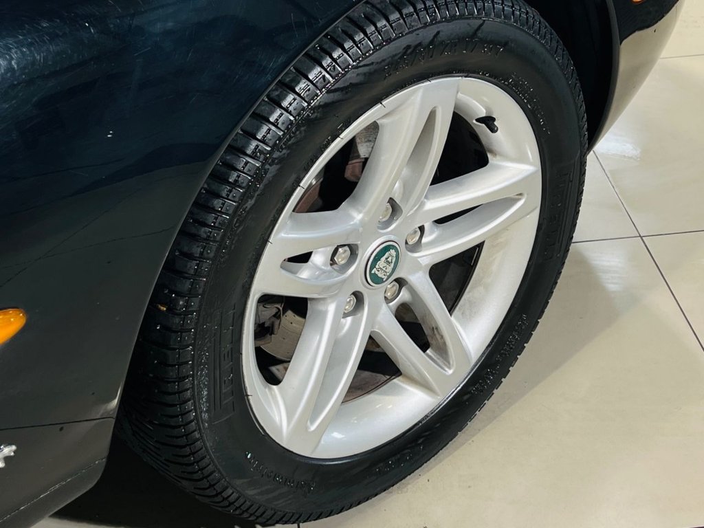 Used Jaguar XK 2018 for sale - 76333345: Photo 5
