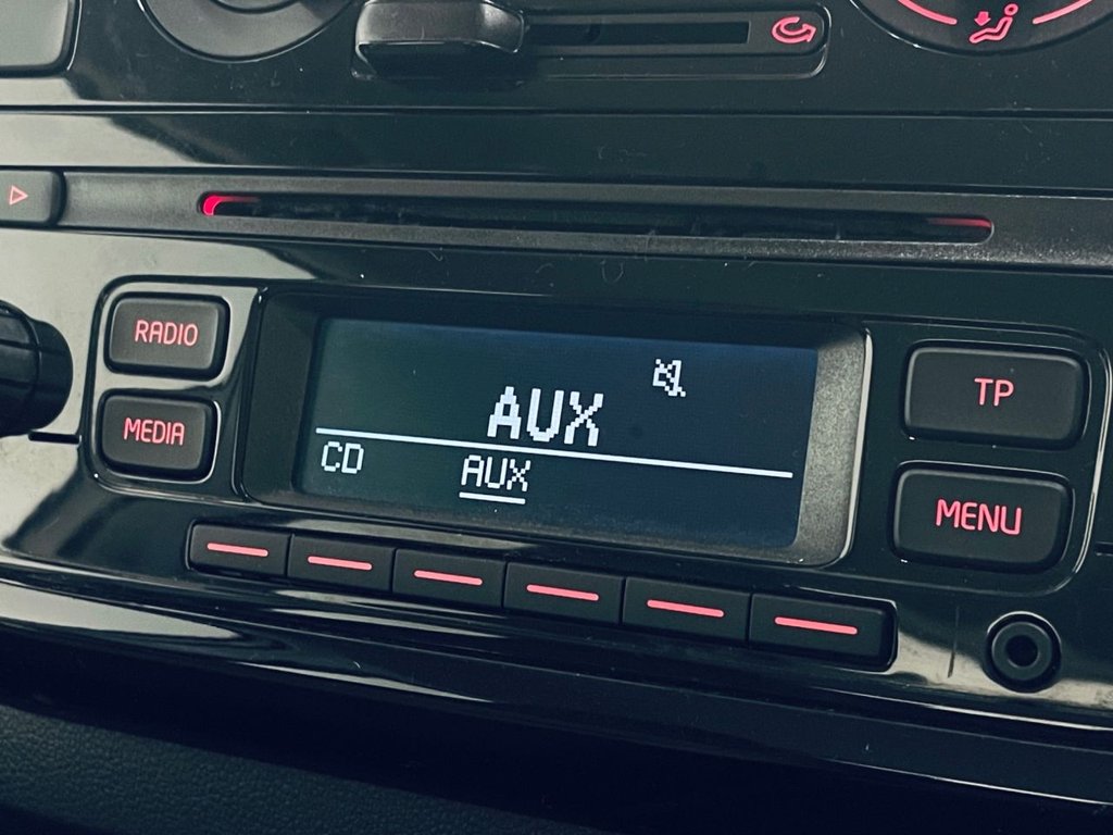 Used Volkswagen up! 2014 for sale - 77256109: Photo 13