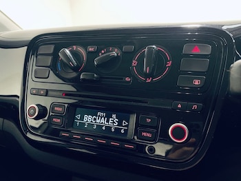 Used Volkswagen up! 2014 for sale - 77256109: Photo