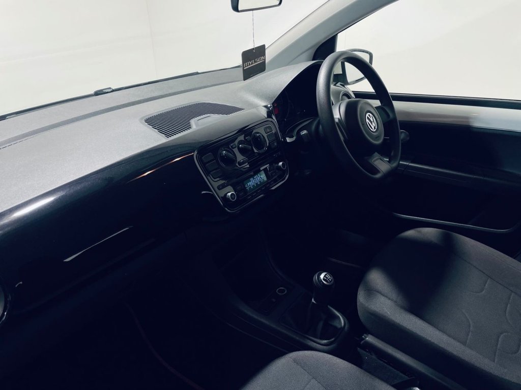 Used Volkswagen up! 2014 for sale - 77256109: Photo 5