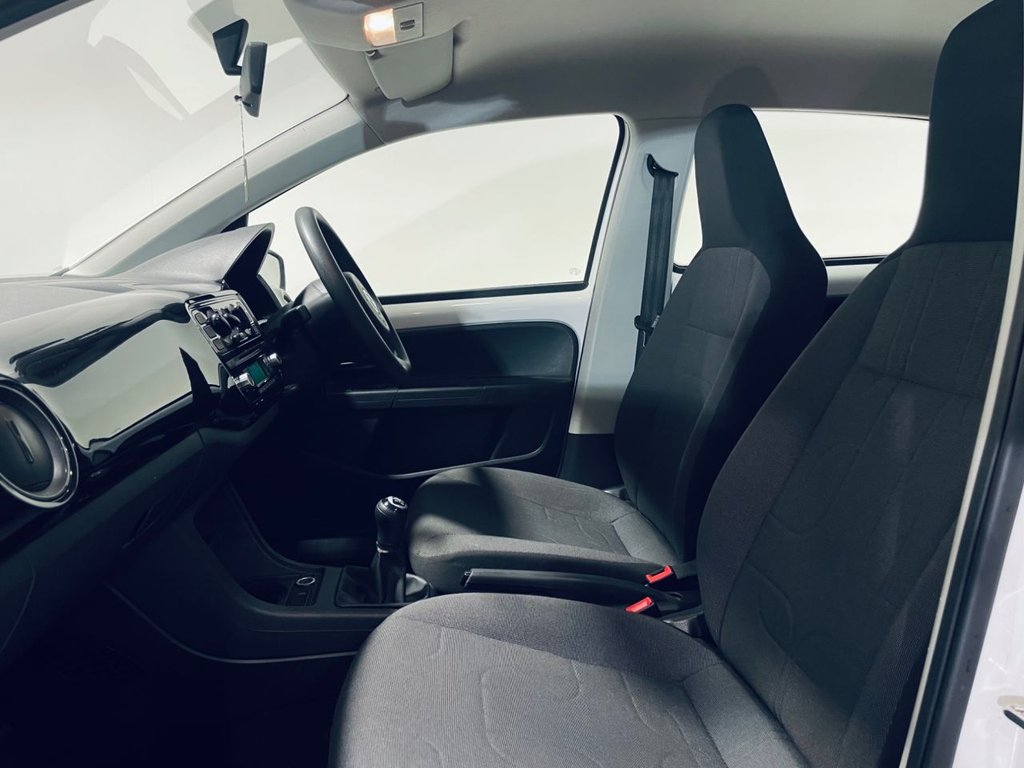 Used Volkswagen up! 2014 for sale - 77256109: Photo 6