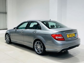 Used Mercedes-Benz C-Class 2013 for sale - 76190870: Photo 3