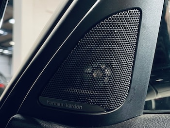 Used BMW 3 Series 2017 for sale - 77427773: Photo