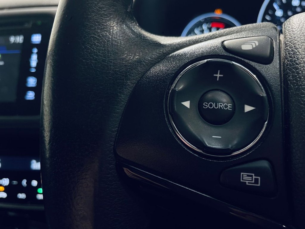 Used Honda HR-V 2018 for sale - 77780137: Photo 11