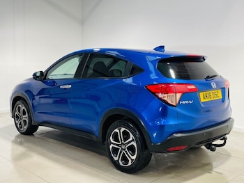 Used Honda HR-V 2018 for sale - 77780137: Photo