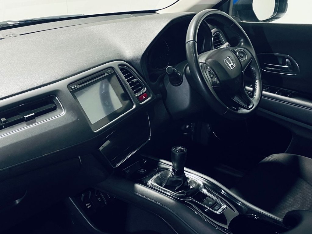 Used Honda HR-V 2018 for sale - 77780137: Photo 5