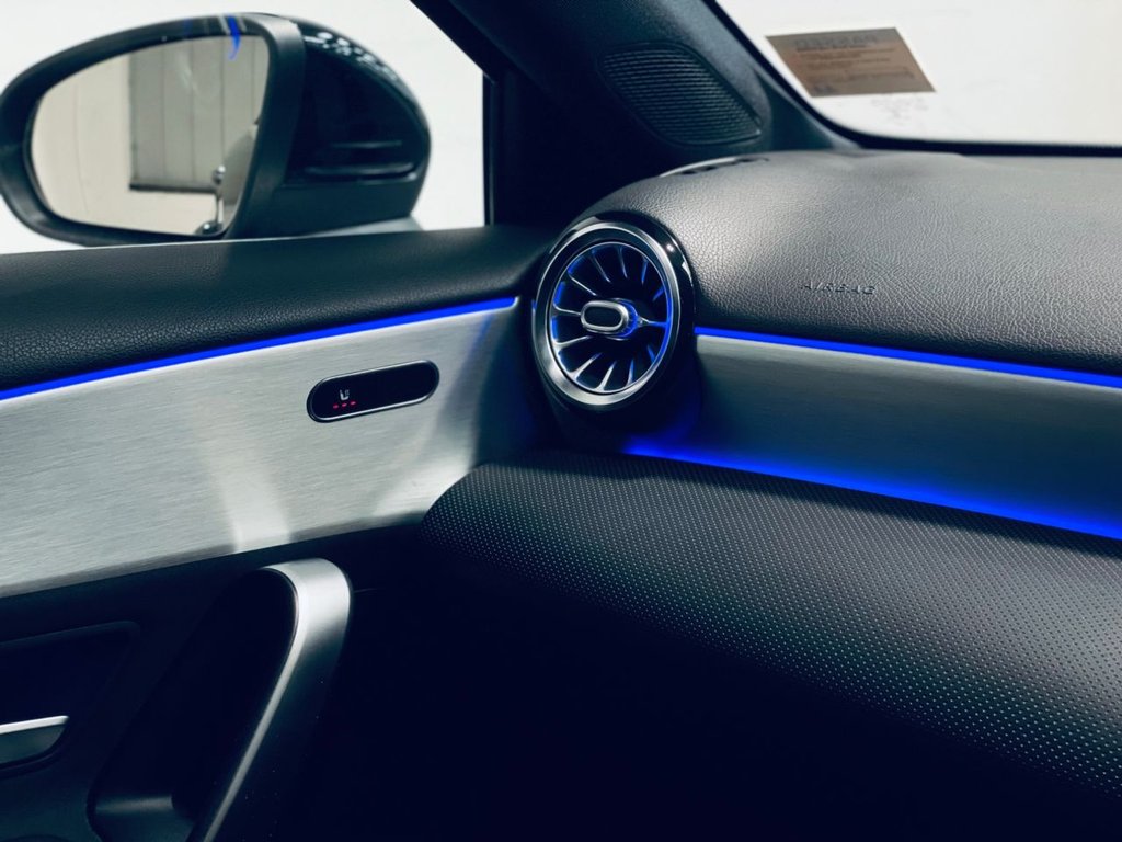 Used Mercedes-Benz A-Class 2018 for sale - 77048667: Photo 2