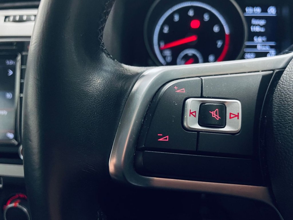 Used Volkswagen Scirocco 2017 for sale - 77627391: Photo 14