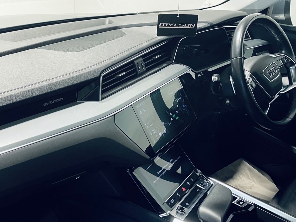 Used Audi e-tron 2020 for sale - 77477647: Photo 5