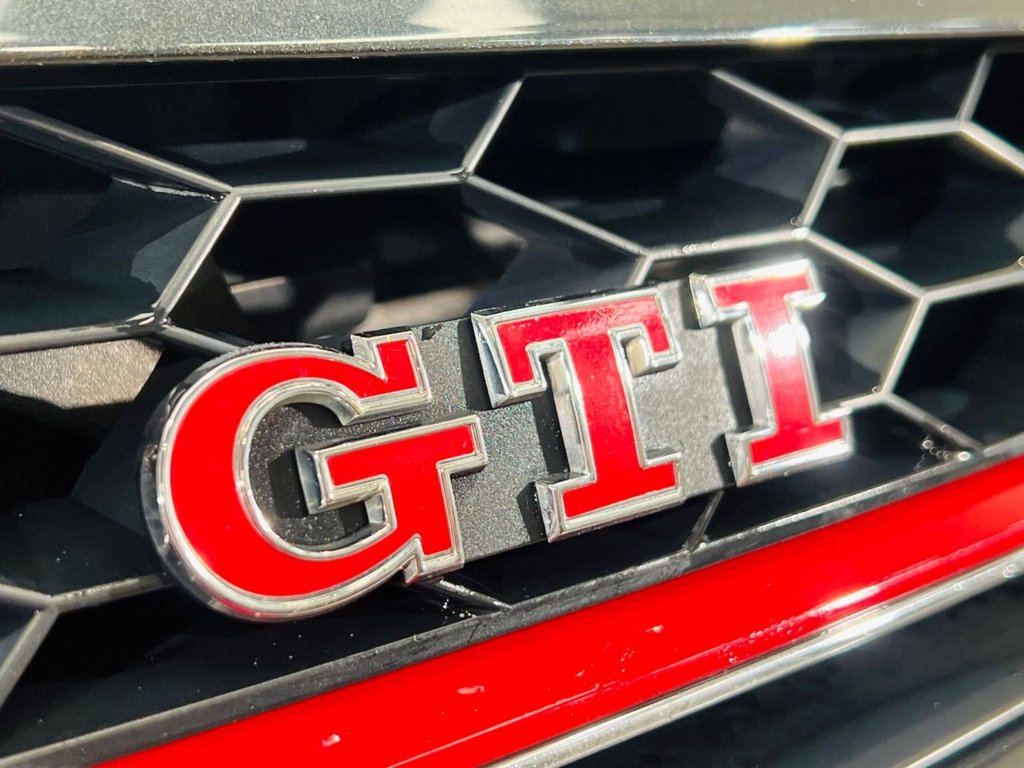 Used Volkswagen Golf 2014 for sale - 76389849: Photo 22