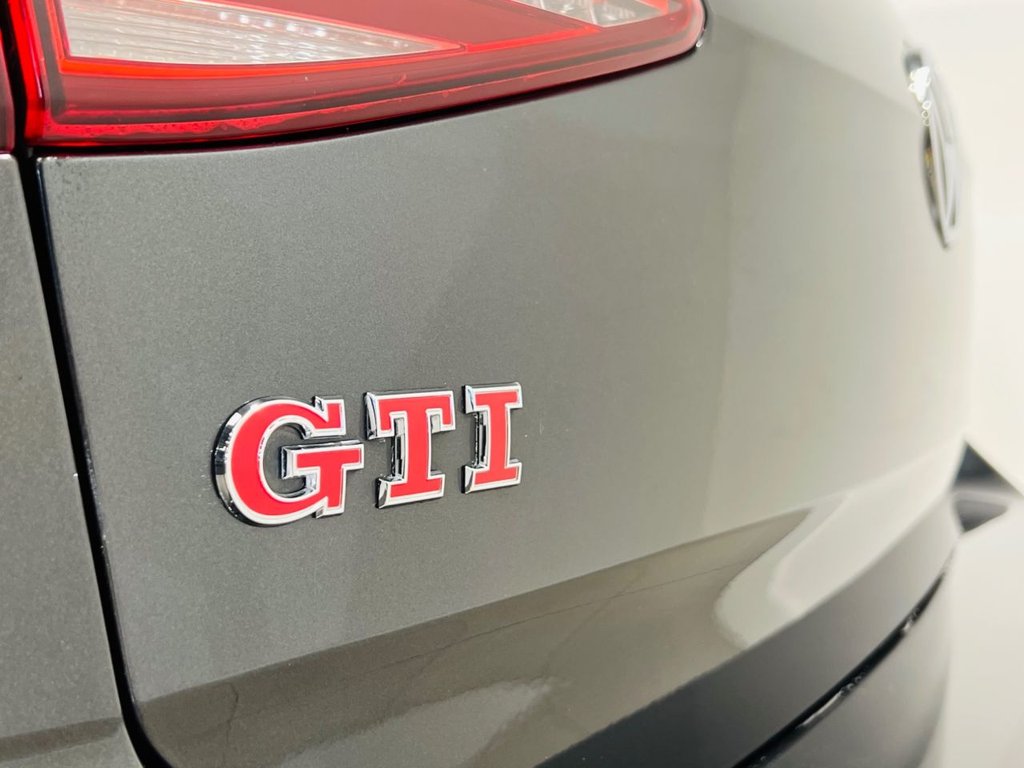 Used Volkswagen Golf 2014 for sale - 76389849: Photo 23