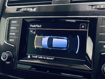 Used Volkswagen Golf 2014 for sale - 76389849: Photo