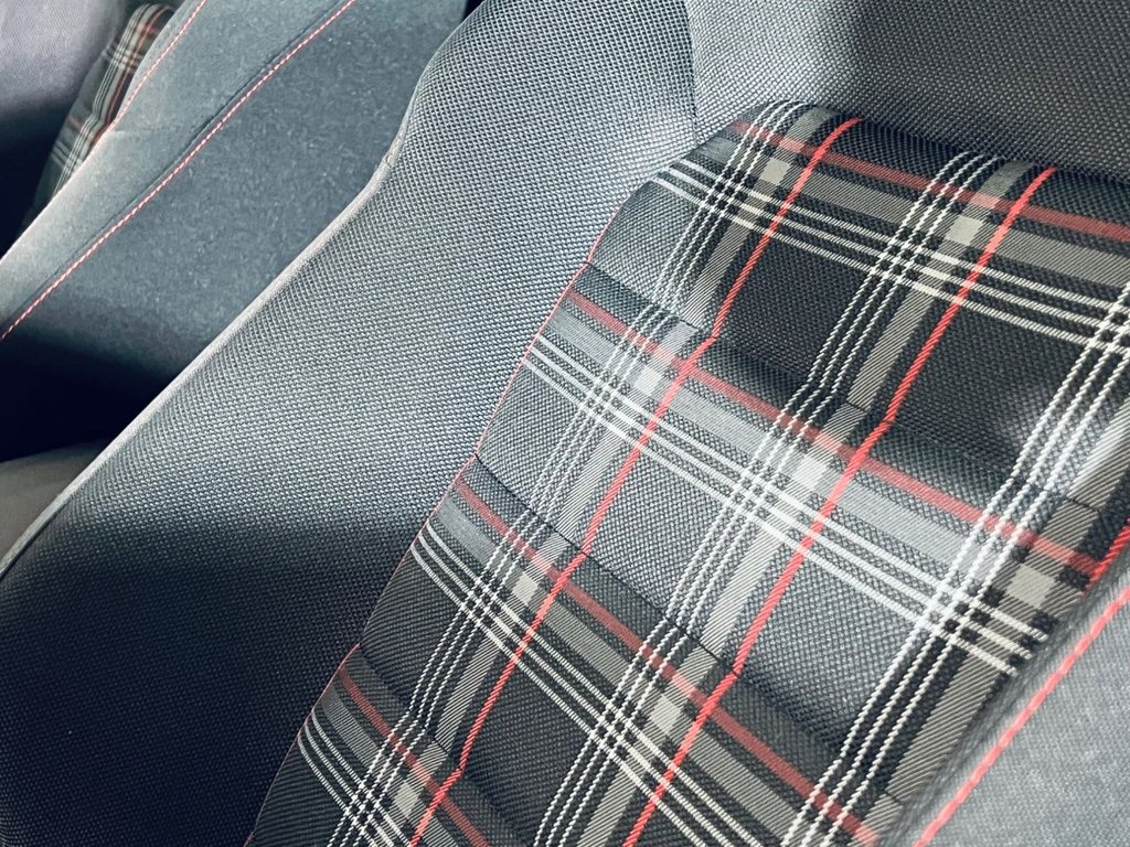 Used Volkswagen Golf 2014 for sale - 76389849: Photo 5