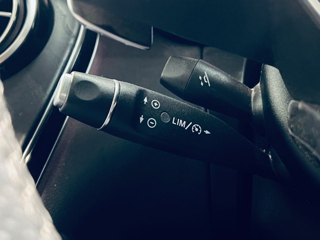 Used Mercedes-Benz GLC 2018 for sale - 77048970: Photo 18