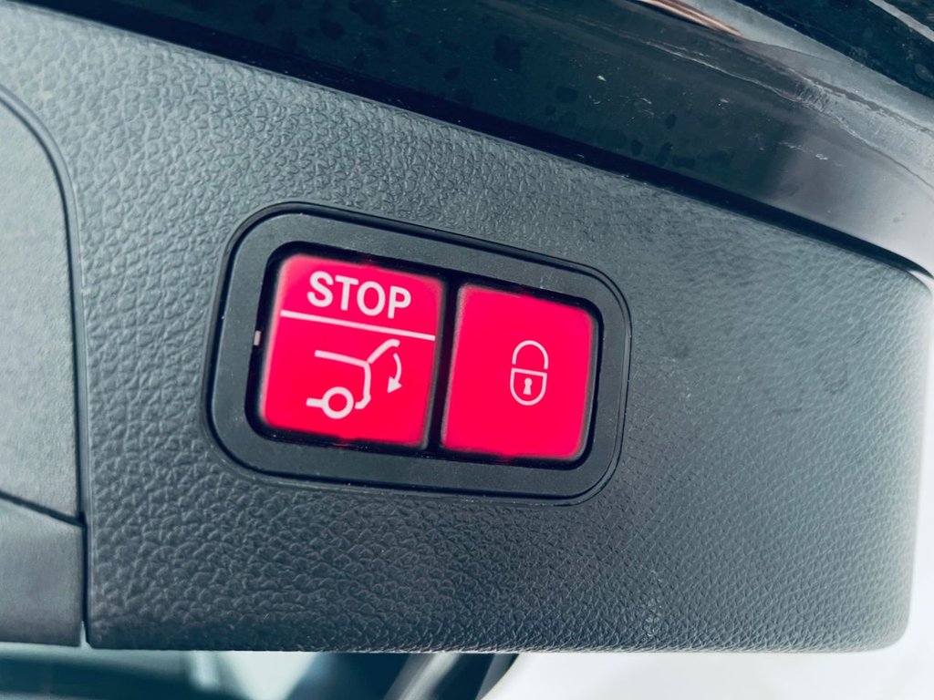 Used Mercedes-Benz GLC 2018 for sale - 77048970: Photo 25