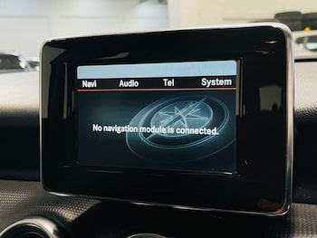 Used Mercedes-Benz A-Class 2015 for sale - 75992586: Photo