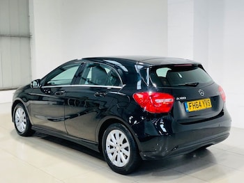 Used Mercedes-Benz A-Class 2015 for sale - 75992586: Photo